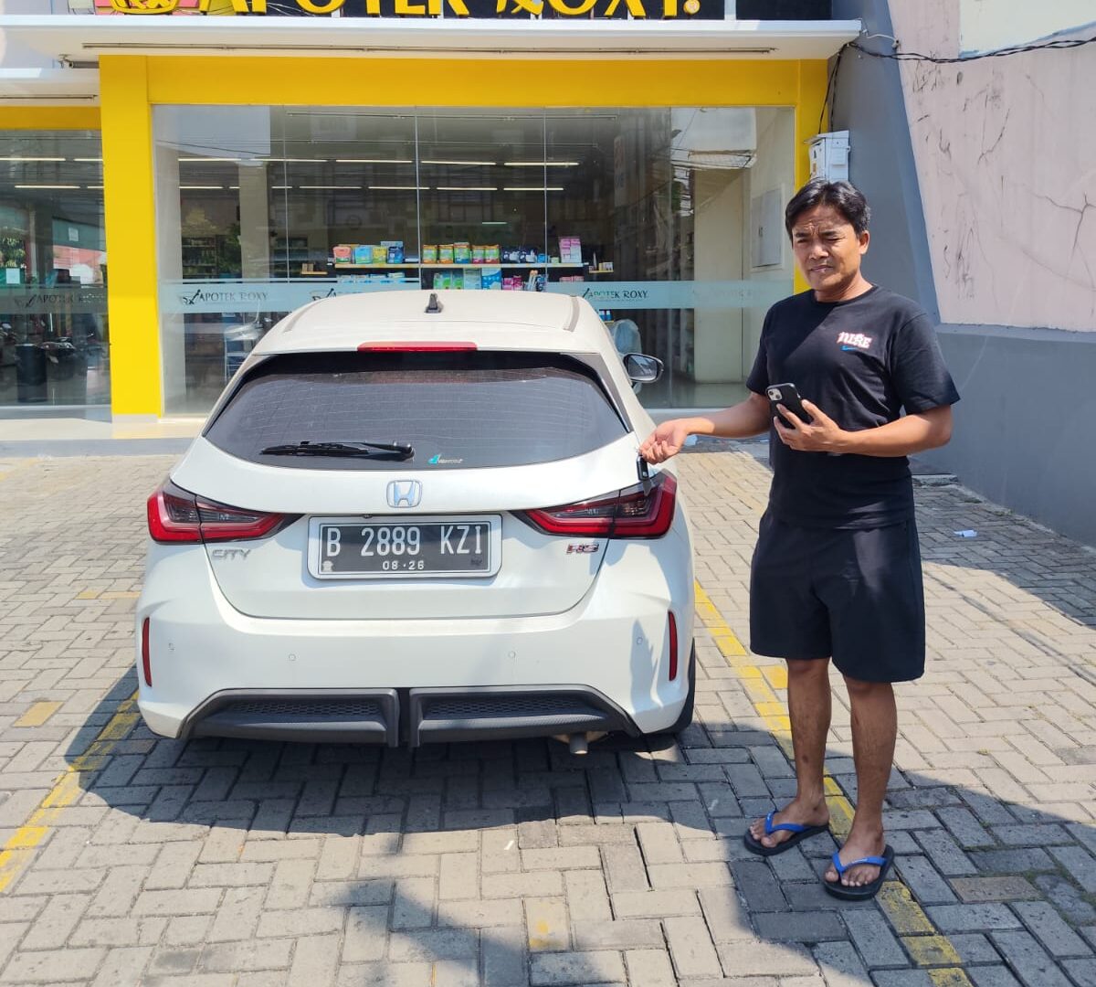 Jasa Pengiriman Mobil Makassar Surabaya
